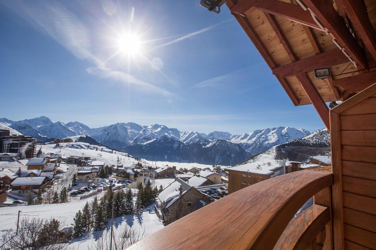 Grandes Rousses Hotel & Spa Alpe d'Huez Exterior foto View of the resort
