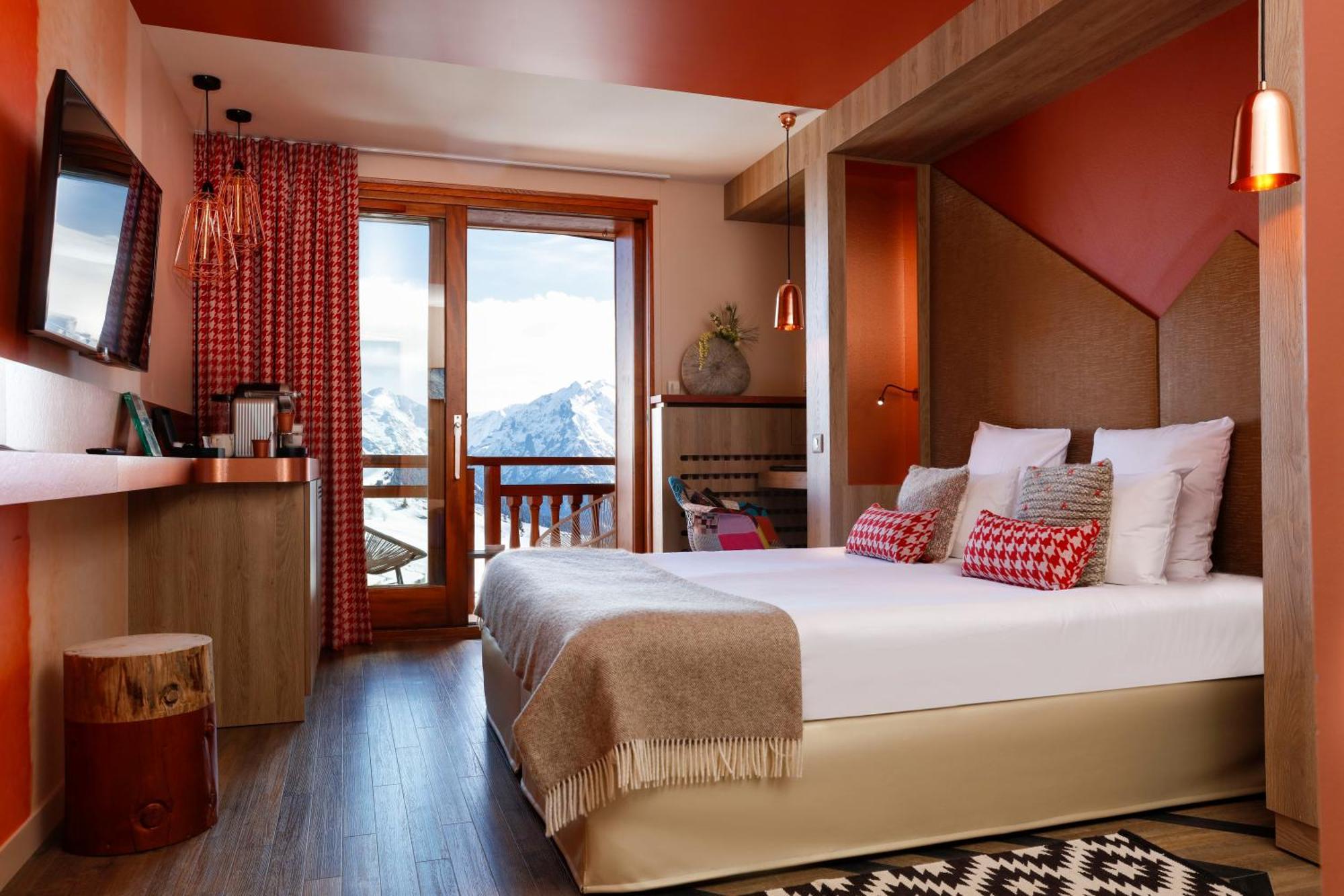 Grandes Rousses Hotel & Spa Alpe d'Huez Exterior foto A room at the hotel