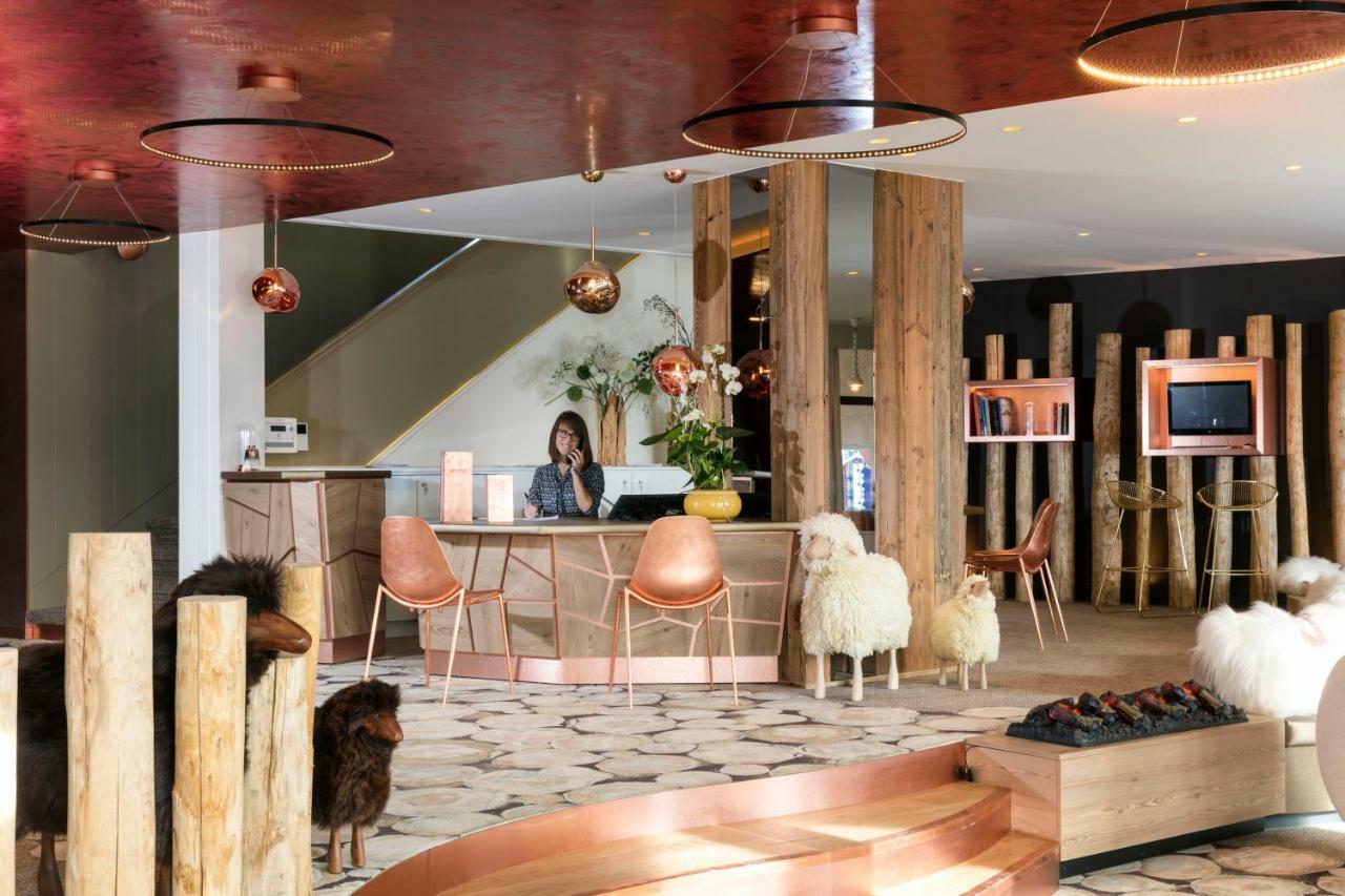 Grandes Rousses Hotel & Spa Alpe d'Huez Exterior foto The lobby of the hotel